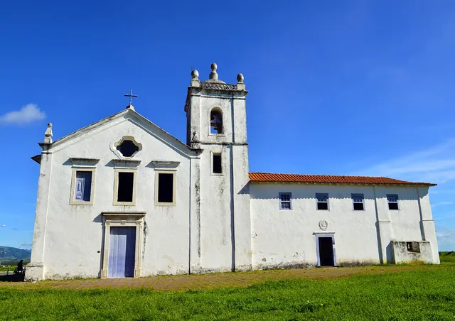 Igreja dos Reis Magos, de 1615, em Nova Almeida, na Serra (ES)