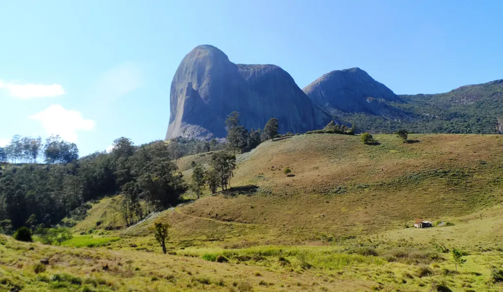 Paisagem da região Paisagem da Pedra Azul na região da Rota do Lagarto