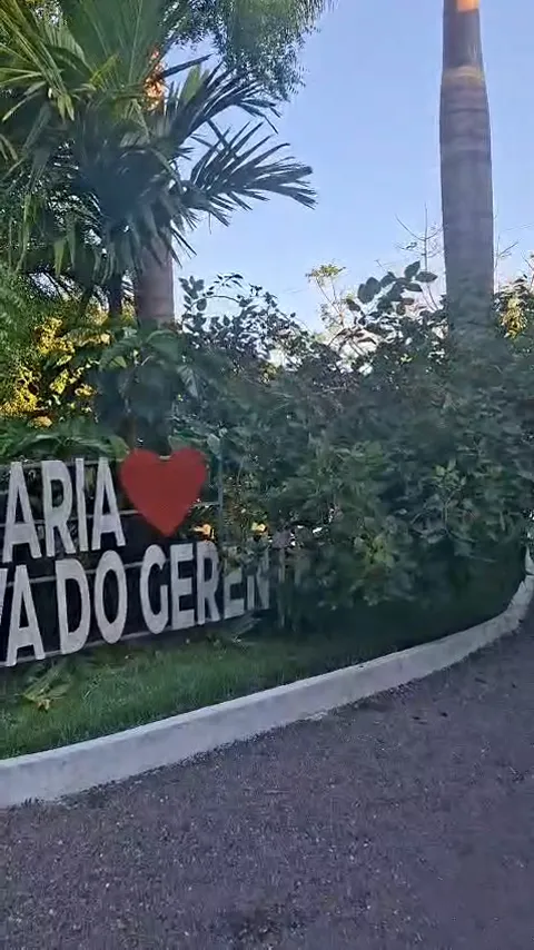 Cervejaria Reserva do Gerente, nas montanhas de Guarapari Letreiro da Cervejaria Reserva do Gerente, nas montanhas de Guarapari (ES)
